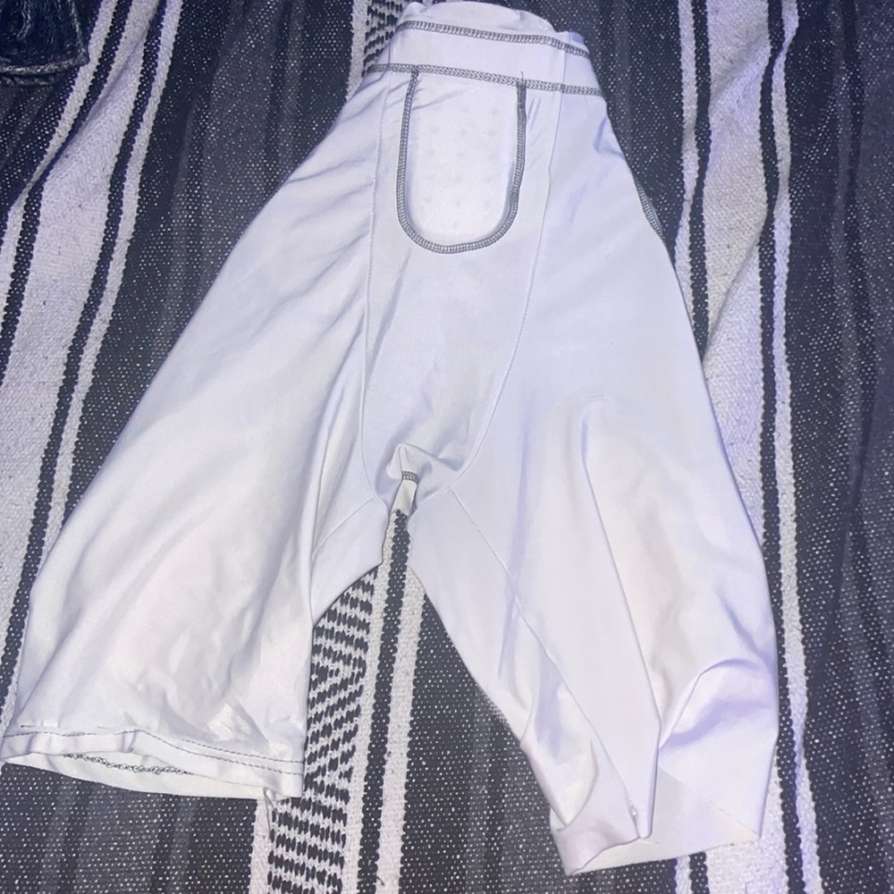In good condition - Picture 3 of 3